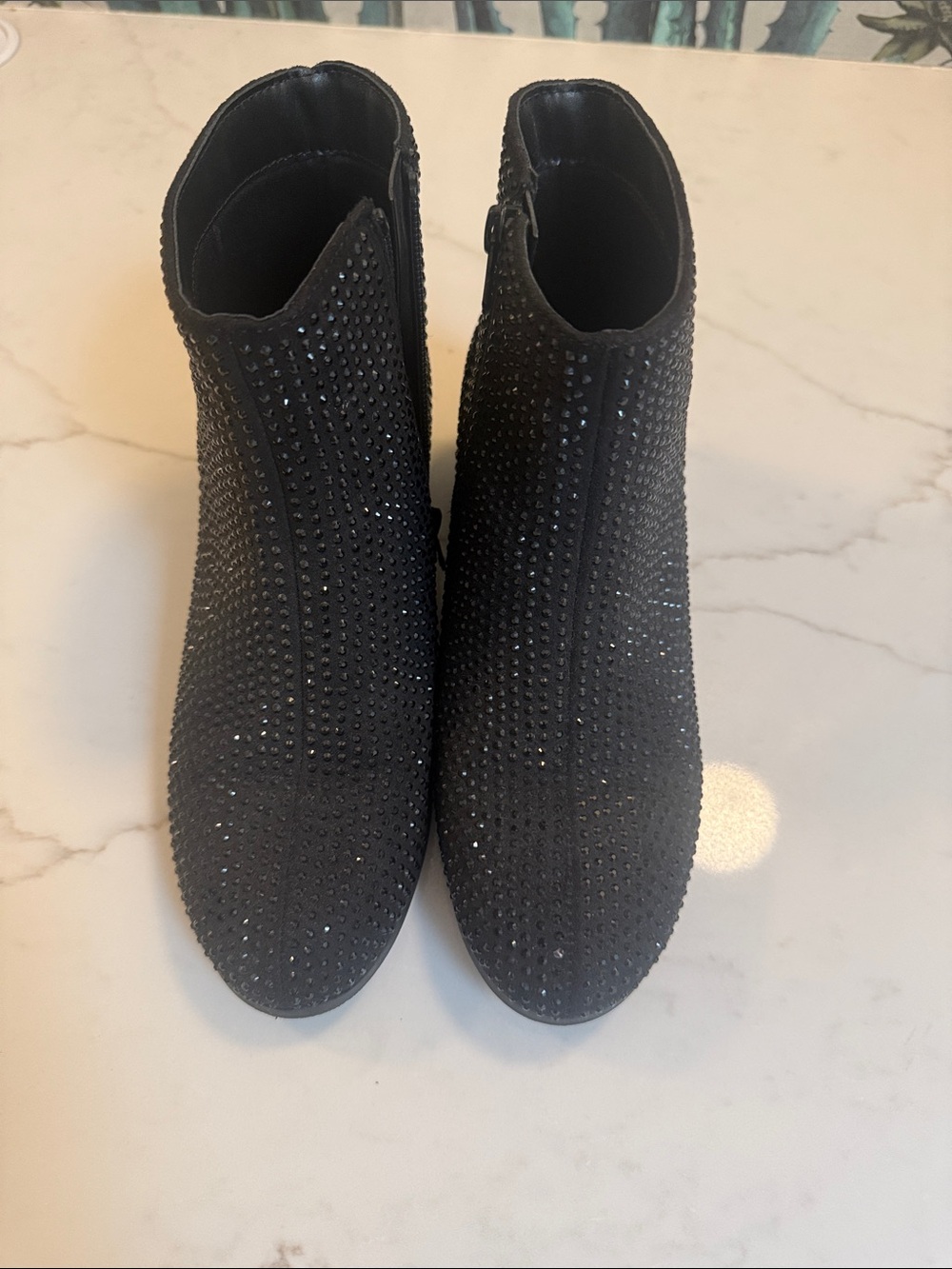 Adorable glitter ankle boots- worn once